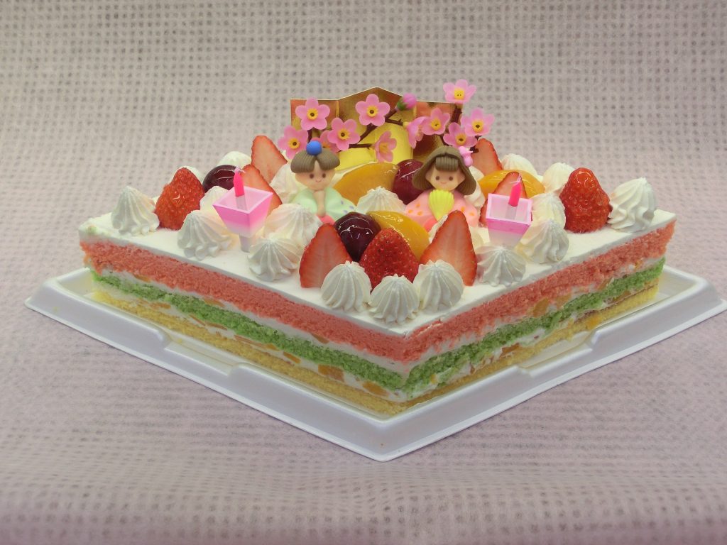 ひな祭りケーキご予約受付中